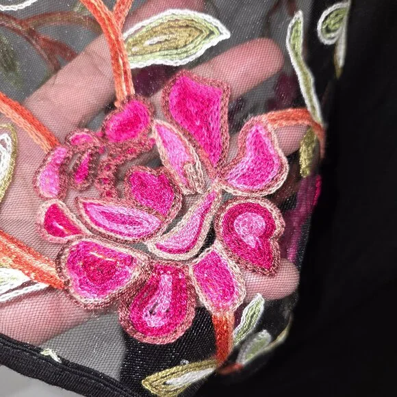 Suzanne Betro - Signature - Embelished Tunic - Picture 4 of 7